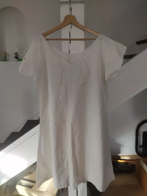 Ancienne chemise de nuit en coton blanc avec lacet passant col  début XX siècle