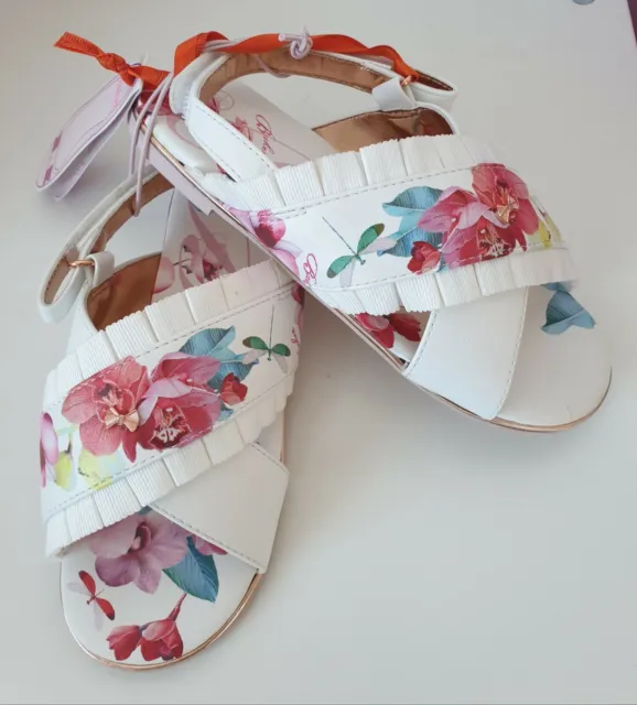 Ted Baker Girls White Floral Sandals Size  Uk 12  Eu 31 Bnwt Rrp £32