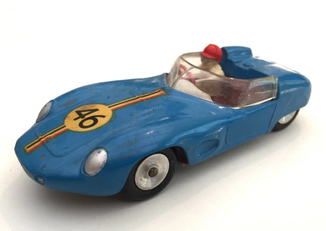 A46 1/43 SOLIDO ASTON MARTIN 3L VERTE EXCELLENT ETAT