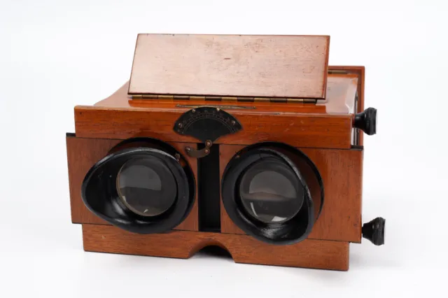 Unis France Standard Stereoscope, wood stereo viewer for 6x13 cm glass. 
