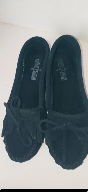 Minnetonka Moccasins Womens 7.5 Kilty Hardsole Flats BlackSuede Slip On 5122307