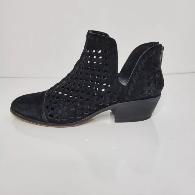 Vince Camuto Phortiena Boots Suede Cutout Ankle Booties Womens Size 10 Black