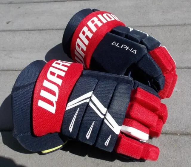 WARRIOR- DX3 Alpha Youth-9" (23cm) Hockey Gloves; Red & Navy Blue;