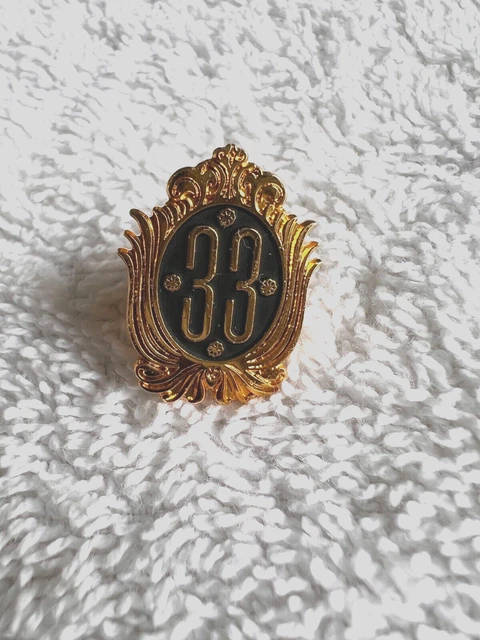 Disney Club 33 gold tone lapel pin Disney Club 33 gold tone lapel pin