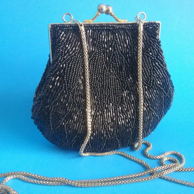 Vintage La Regale Black Glass Beaded Scallop Shell Purse Long Chain Strap  Clutch