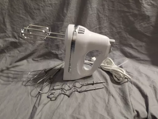 Kitchen Aid Classic 3 Electronic Control 3 Speed Hand Mixer KHM3WH2 - No  Beaters