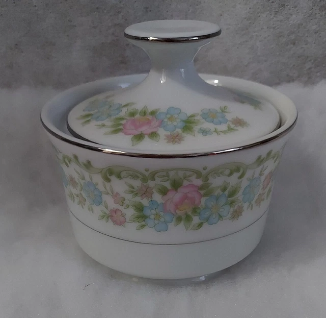 Idylic Pattern Fine China Of Japan Sugar Bowl With Lid Floral 3909