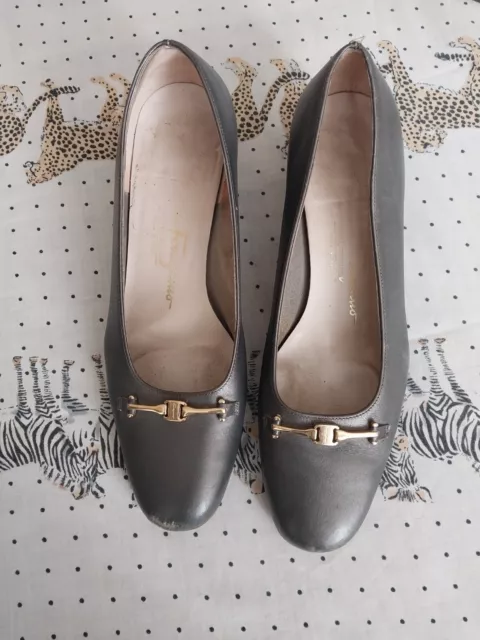 Salvatore Ferragamo Womens Classic Pump Block Heels Shoes gray Leather 7.5 C