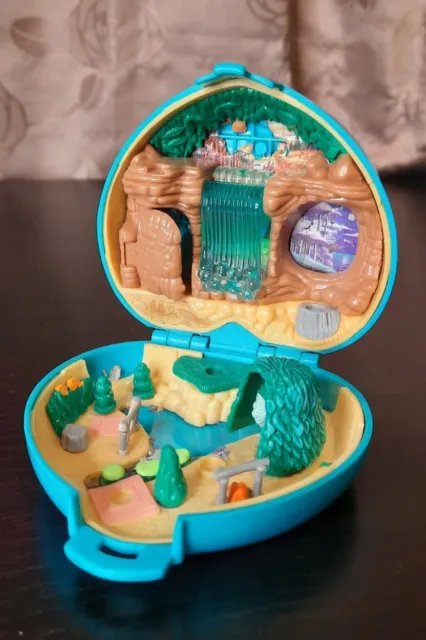 Vintage disney polly pocket Pocahontas playset playcase VGC PAINT bluebird 2