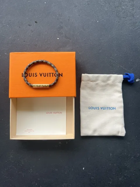 Shop Louis Vuitton 2021-22FW Lv & me bracelet, letter r (M67175) by SkyNS