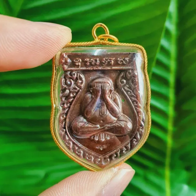 Phra Pidta Rahu Om Moon LP Noi Gold Micron Case Pendant Talisman Thai Amulet 2