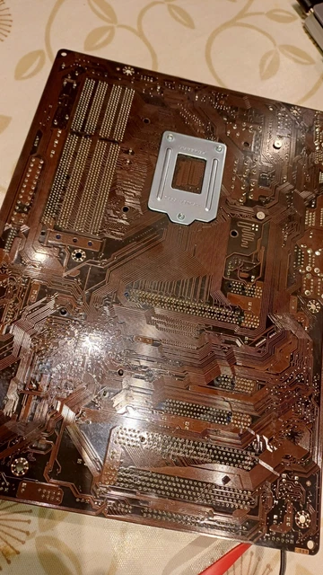 MSI Z97 PC Mate ATX motherboard with I/O shield for desktop computers £ ...