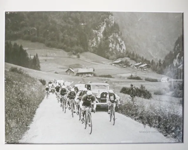 TOUR DE FRANCE 1937 - large press photo 30x40cm - mountain Col Pyrenees