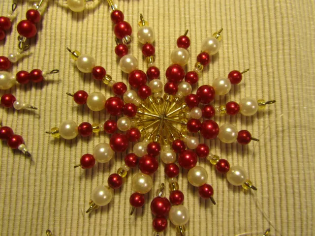 Großes Set Perlensterne 7 Stck. in Gold, Rot, Weiss, Glasperlen