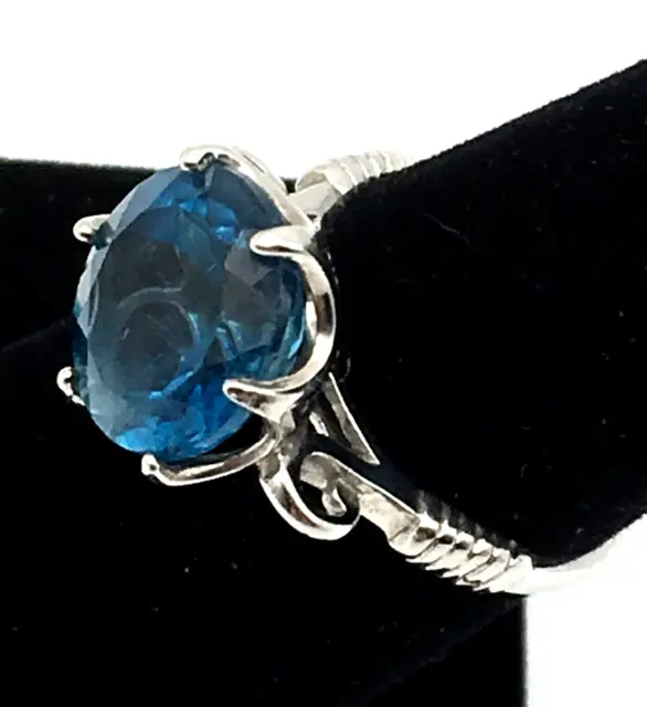 Blue Faceted Solitaire Topaz Gemstone 925 Ornate Handmade Ring Size 5 1/2