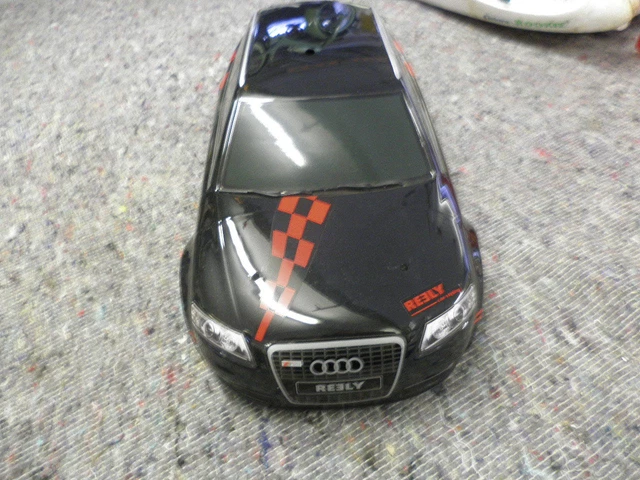 RC MODELL AUDI A6 Kombi Reely 1:10 Karosserie RS S - Line neuwertig EUR ...