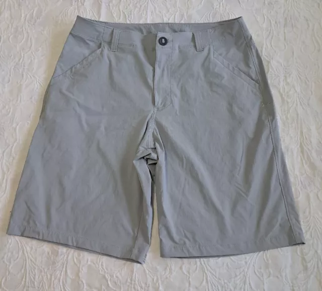 Under Armour Loose Fit Heat Gear Shorts Men 32 Gray Golf Flat Casual Fishing