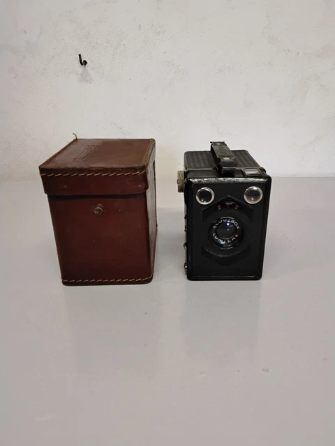 Appareil Photo Ancien SCOUTBOX LUMIERE Avec étui (occasion)