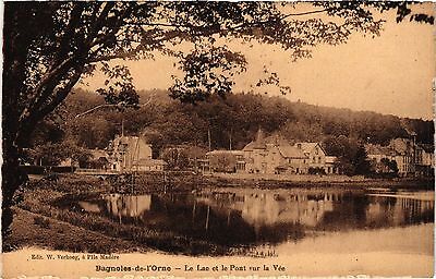 CPA BAGNOLES-de-l'ORNE - Le Lac et Pont sur la Vée (355394)
