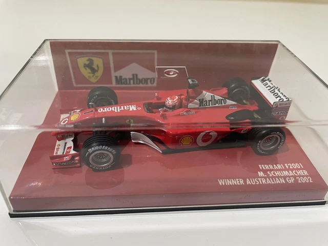 HotWheels 1:43 M. Schumacher Ferrari F2001 #1 Formule 1 Champion du