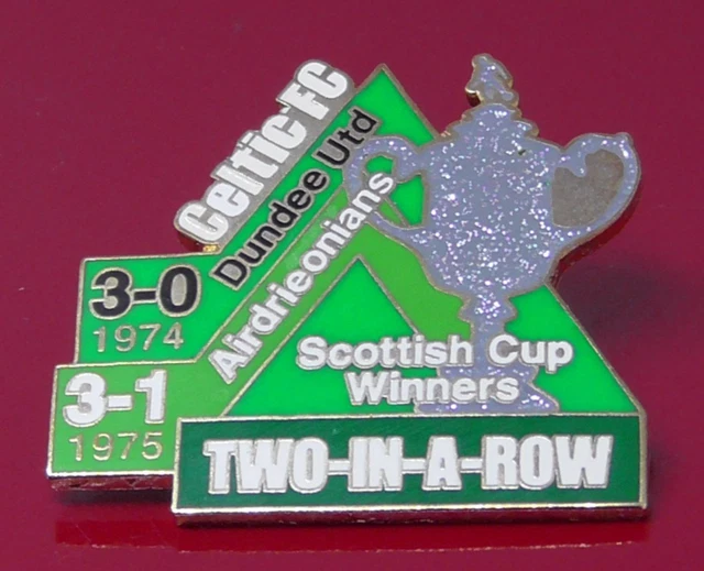 Insigne émaillé Danbury Mint – Celtic FC Vs Rangers – League Cup 2009 – Lot D'un Pin's