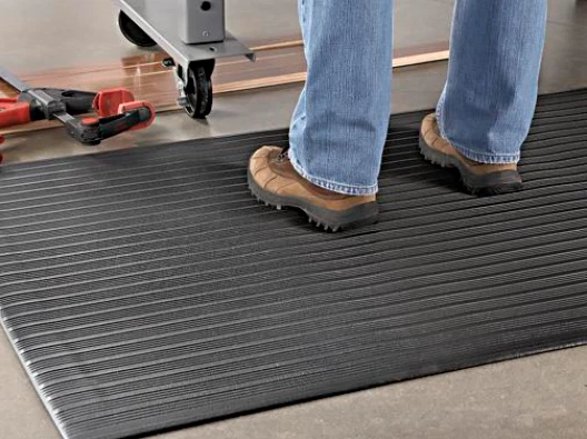 Uline Anti-Fatigue Mat - 5⁄8" thick, 3 x 4', Black