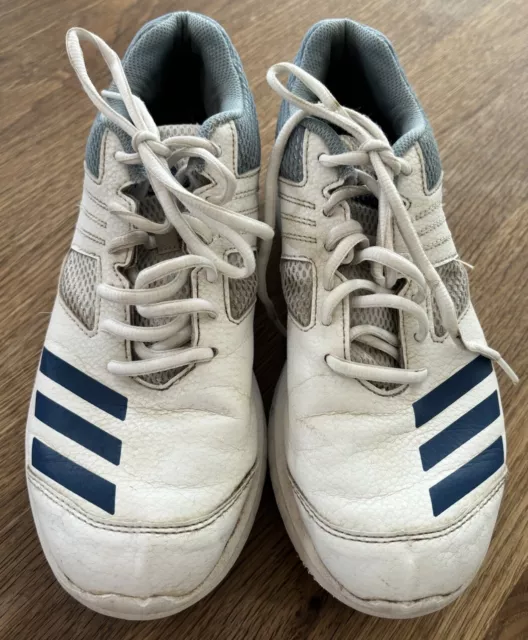 White Adidas Cricket Shoes With Spikes Size 7