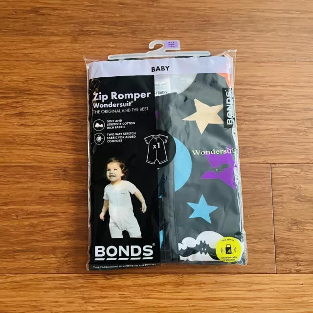 Bonds Baby Halloween Black Bat Stars Zip Romper Size 0 BNIP