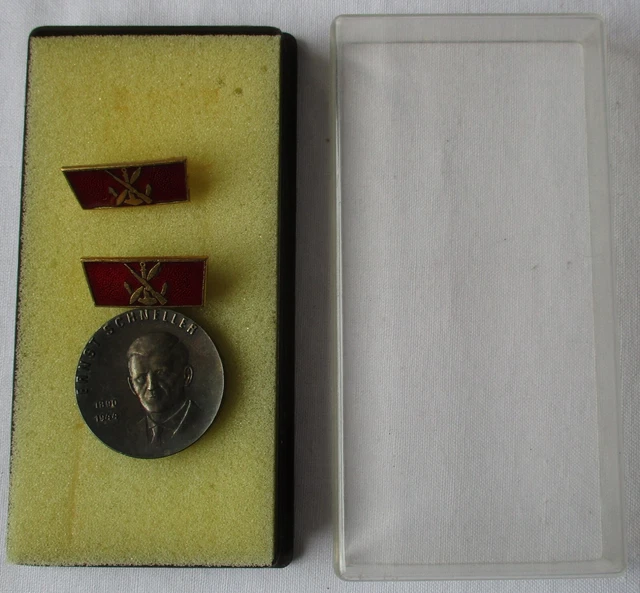 DDR MEDAILLE ERNST Schneller GST Gold 1961-70 900er Silber im Etui ...