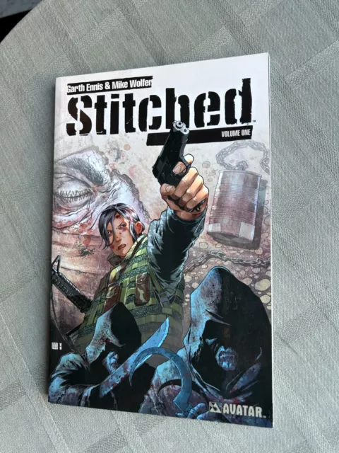 Stitched Tpb Volume 1 Vo En Excellent État/ Near Mint