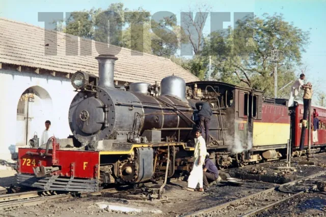 35mm Slide INDIA Indian Railways Steam Loco F 724 Barsi c1979 Original