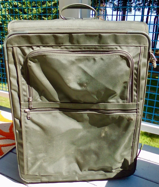 Tumi Alpha Green Rolling 26" Expandable Wheel Away Packing Case Bag 2245M3