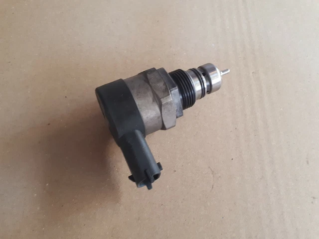 Volvo V70 S80 D5 Phase 3 Fuel Pressure Sensor 31216662 Volvo V70 S80 D5 Phase 3 Fuel Pressure Sensor 31216662