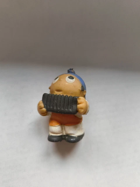 P:os 3D Schlüsselanhänger Mainzelmännchen „Edi“ – Ca. 5 X 3 Cm, Aus PVC Handbemalt, Mit Metallring Für Schlüsselbund & Rucksack
