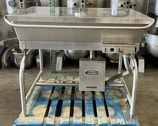 Cleveland SEL-40T 40 Gallon Electric Tilt Skillet 3 Ph 240V