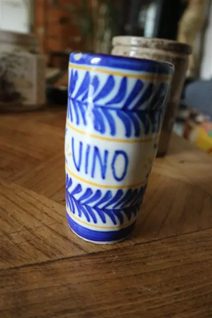 ancien verre en ceramique vernissé a vin VINO Signé ITALIE PORTUGAL MEXIQUE ?