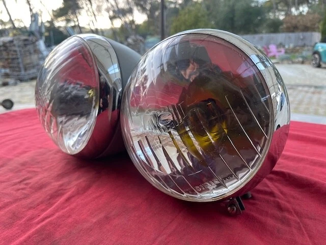 LOT DE 2 anciens phares CIBIE 95 projecteurs à iode anti brouillard