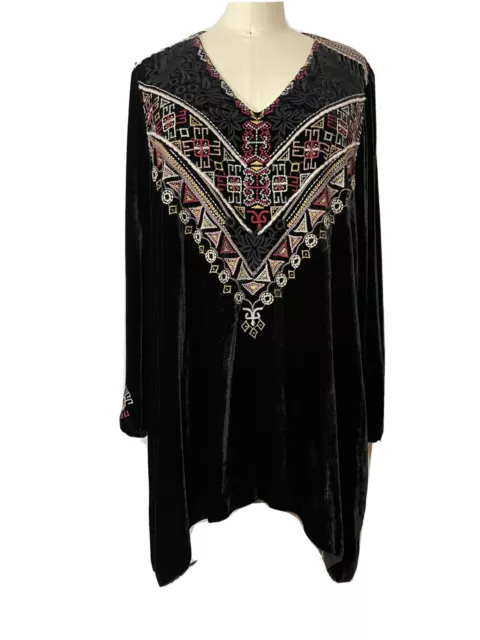 Johnny Was - Black Silk Rayon Velvet Embroidered Asymmetric Tunic Excellent XL