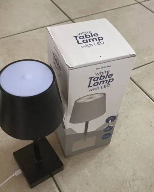 Lampada da tavolo led ricaricabile simile poldina TOUCH  dimmerabile BIANCA NERA