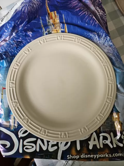 Disney Parks Mickey Mouse Homestead White Dinner Plate  dishwasher safe set of 6