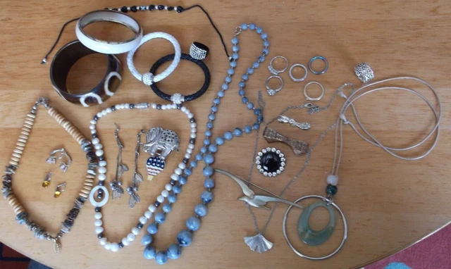 Schmuck Konvolut, Ringe, Ohrringe,  Ketten, Armreifen, Sammlung,
