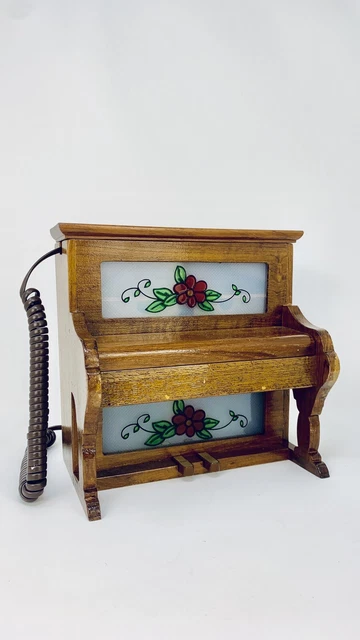 Teléfono doméstico vintage para piano Telemania, con cable, madera. Las teclas son almohadilla de marcado.