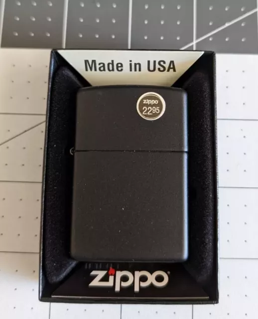 Zippo Lighter - Model 218 Regular Black Matte