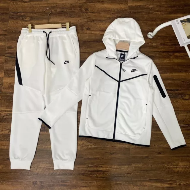 Set tuta Nike White Tech pile | taglia media