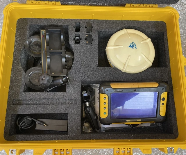 TRIMBLE SPS882 GNSS GPS Rover Antenna including Trimble YUMA Tablet ...