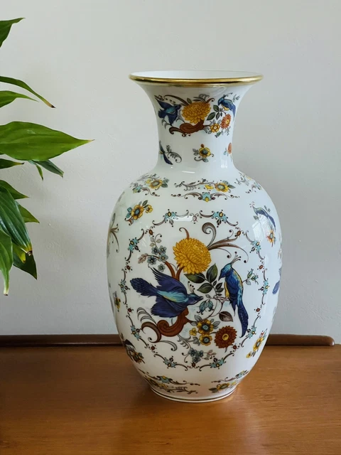 Royal Porzellan Porcelain Bavaria Vase 28cm White Gold Flowers Birds KPM Germany