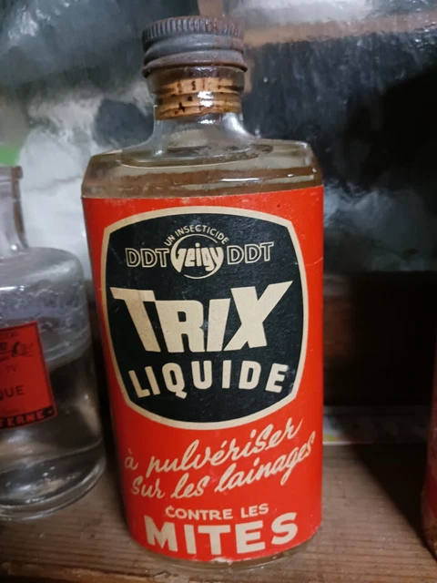 Trix Liquid ANCIENNE BOUTEILLE EN verre Trix Liquide anti-mites pleine. EUR 18,00 ...