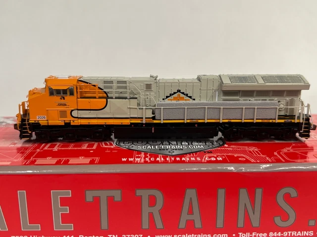 N SCALE, SCALETRAINS Rivet Counter ET44AH Navajo Mining #2026 Gray