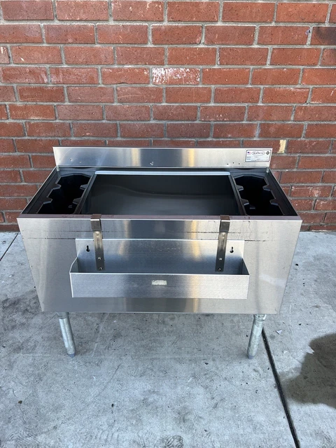Krowne 18-36-7 1800 Series Underbar Ice Bin / Cocktail Unit w/ Cold Plate, 36"
