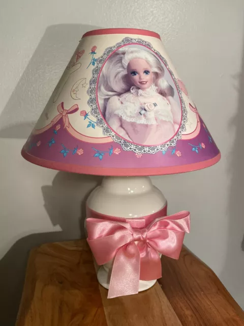 Vintage Barbie Mattel Pink and White Table/Childrens Lamp 1994